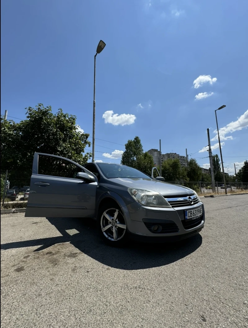 Opel Astra, снимка 3 - Автомобили и джипове - 48101312