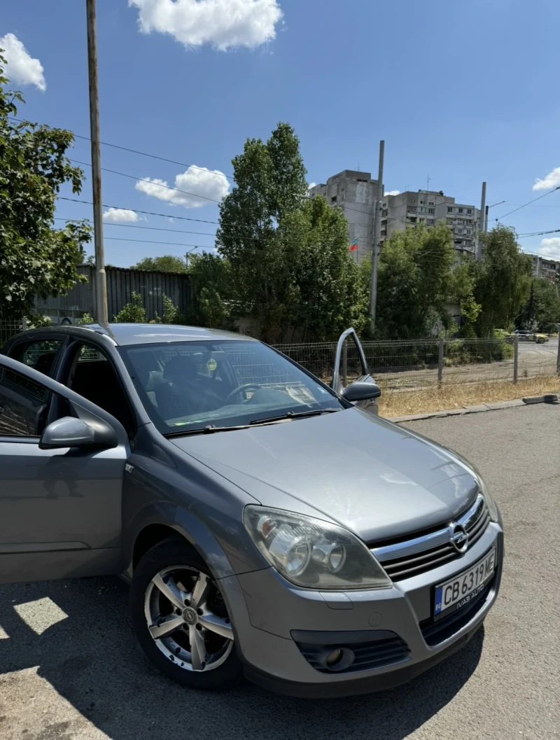 Opel Astra, снимка 1 - Автомобили и джипове - 48101312