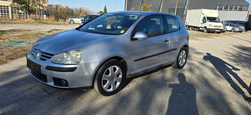 VW Golf 1.4i 75кс , снимка 1 - Автомобили и джипове - 48110906