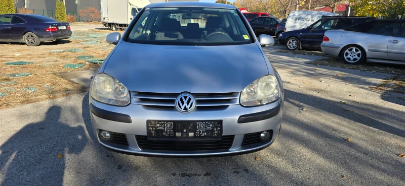 VW Golf 1.4i 75кс , снимка 2 - Автомобили и джипове - 48110906