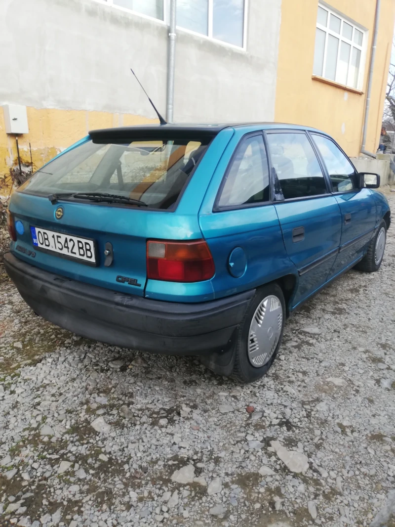 Opel Astra, снимка 9 - Автомобили и джипове - 48812543