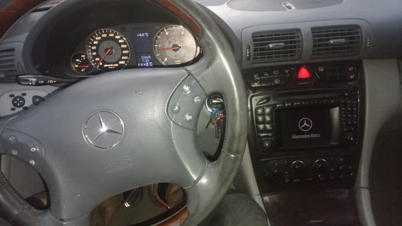 Mercedes-Benz C 270 2, 7CDI, снимка 4 - Автомобили и джипове - 48999743