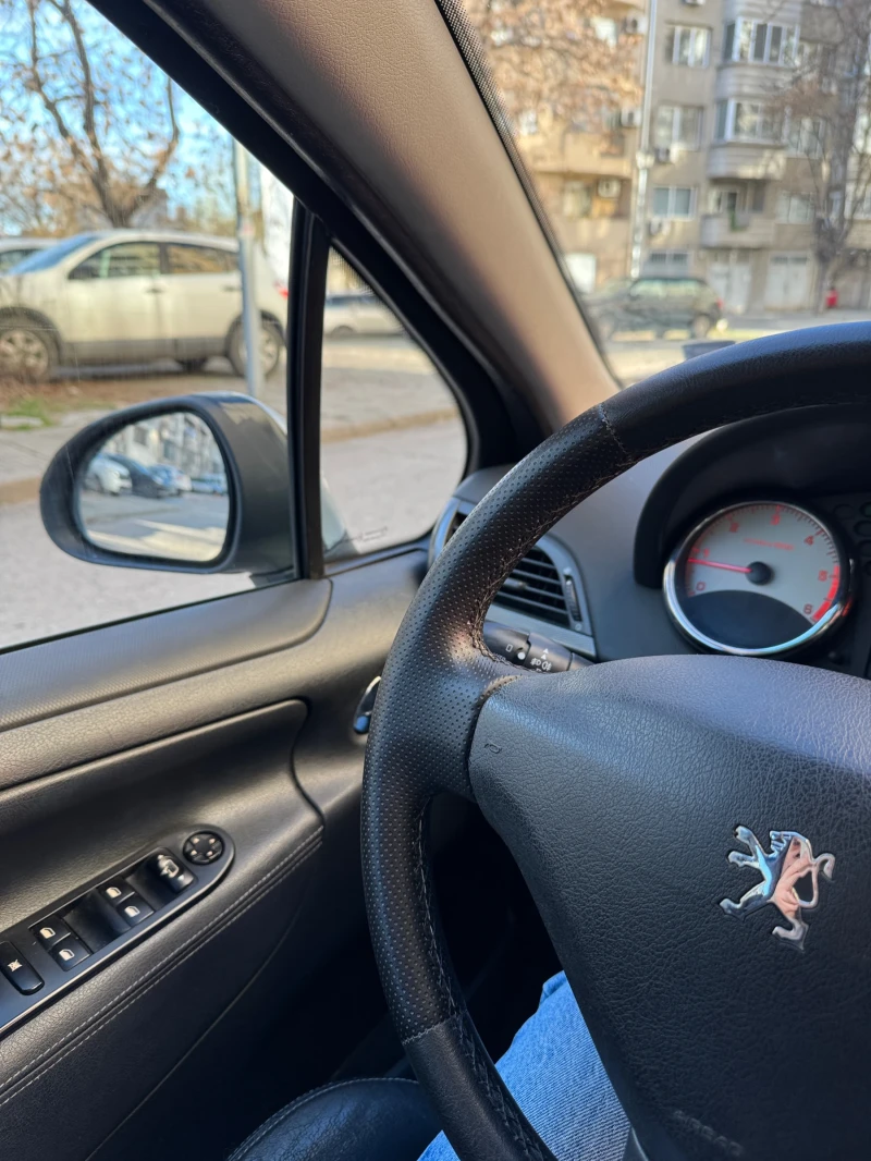 Peugeot 207, снимка 9 - Автомобили и джипове - 49414274