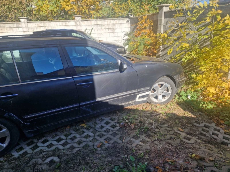 Mercedes-Benz E 270 CDI, снимка 11 - Автомобили и джипове - 52500837