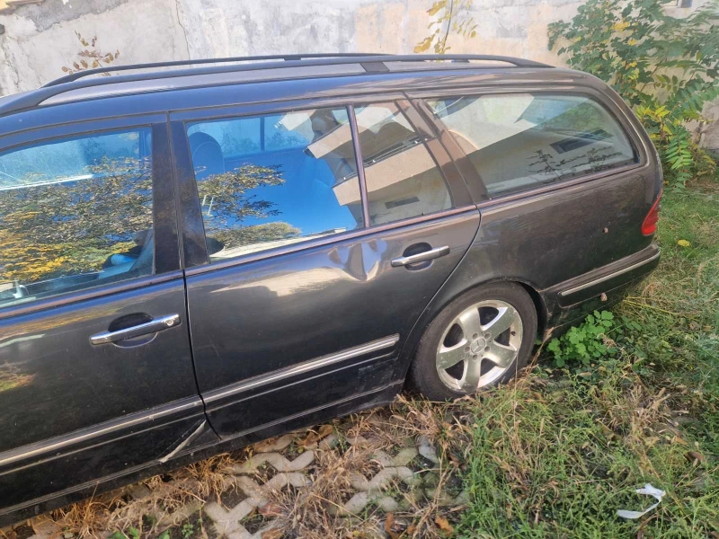 Mercedes-Benz E 270 CDI, снимка 6 - Автомобили и джипове - 52500837