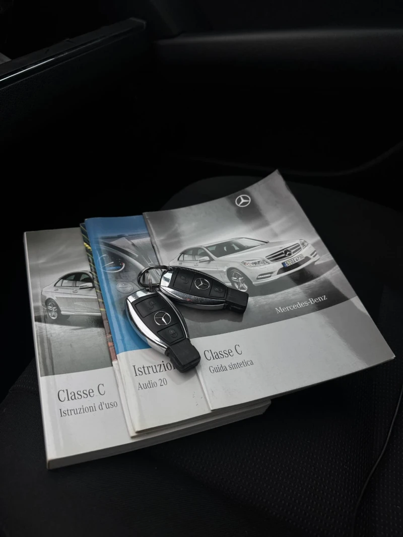 Mercedes-Benz C 200 2.2 CDI, снимка 9 - Автомобили и джипове - 53062318