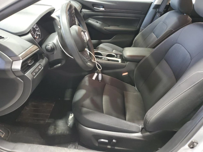 Nissan Altima SV, снимка 7 - Автомобили и джипове - 53074717