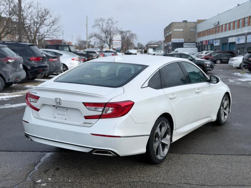 Honda Accord КАМЕРА * ПОДГРЕВ* ПЕРА* DIGITAL* ЕЛ. СЕДАЛКИ, снимка 5 - Автомобили и джипове - 53126086