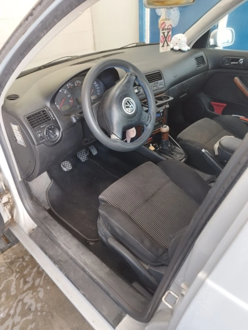 VW Bora, снимка 7 - Автомобили и джипове - 53513594