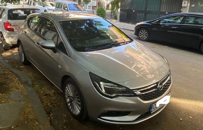 Opel Astra 1.6, снимка 1 - Автомобили и джипове - 47133393