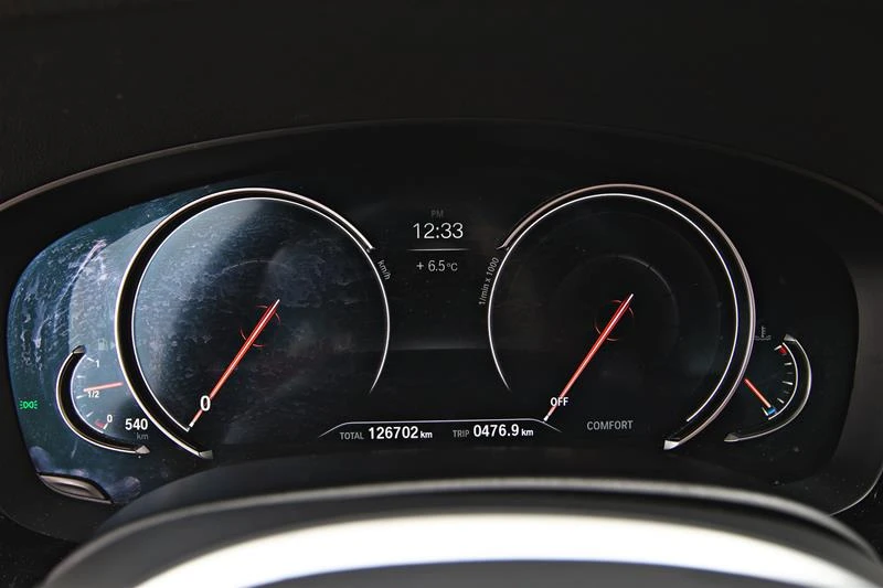 BMW 540 MPACK* ПОДГРЕВ* ПЕРА* КОЖА* ПАНОРАМА, снимка 14 - Автомобили и джипове - 54324024