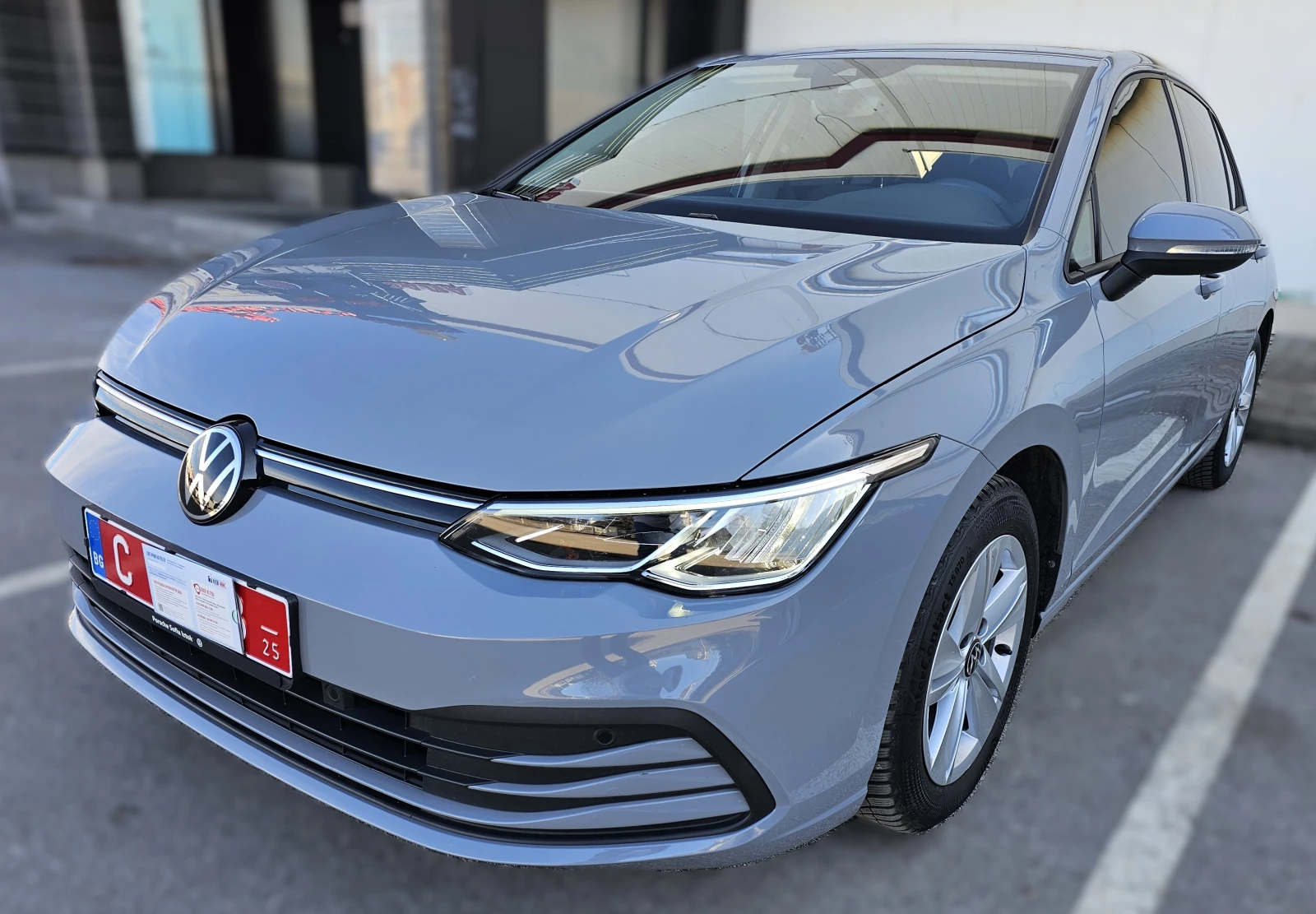 VW Golf eTSI LIFE DSG Гаранционен автомобил - изображение 4