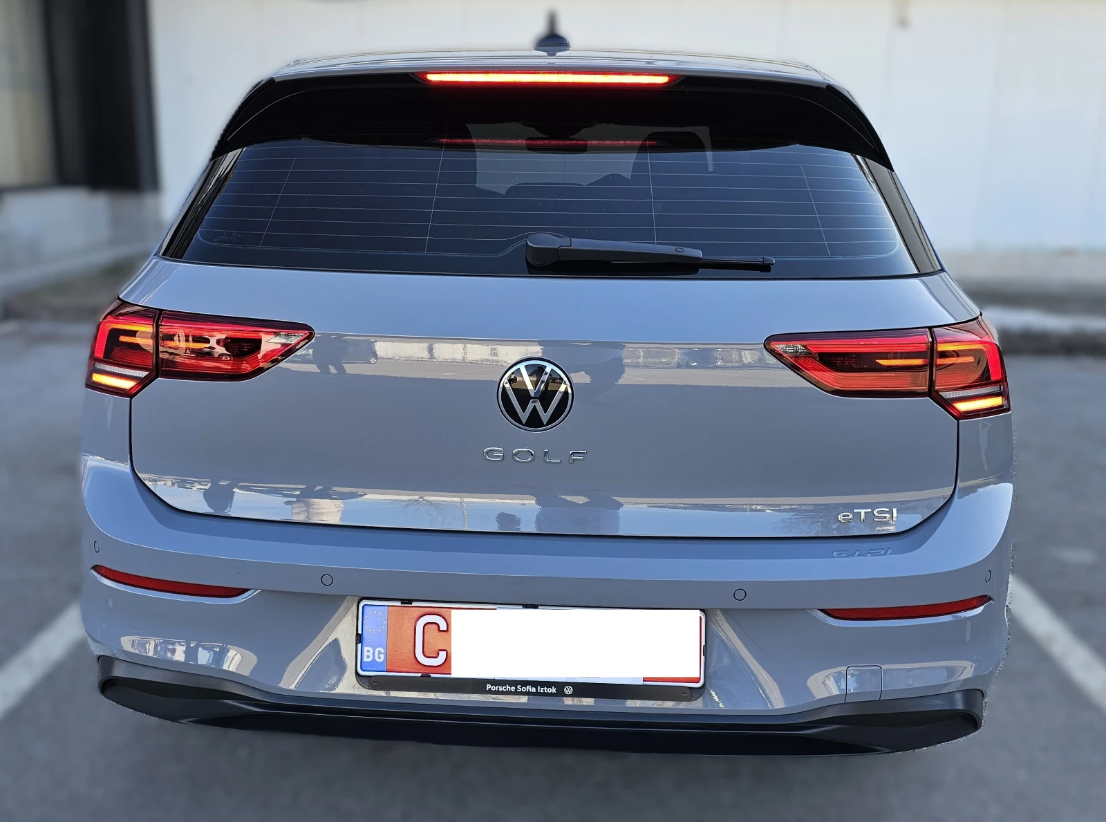 VW Golf eTSI LIFE DSG Гаранционен автомобил - изображение 7
