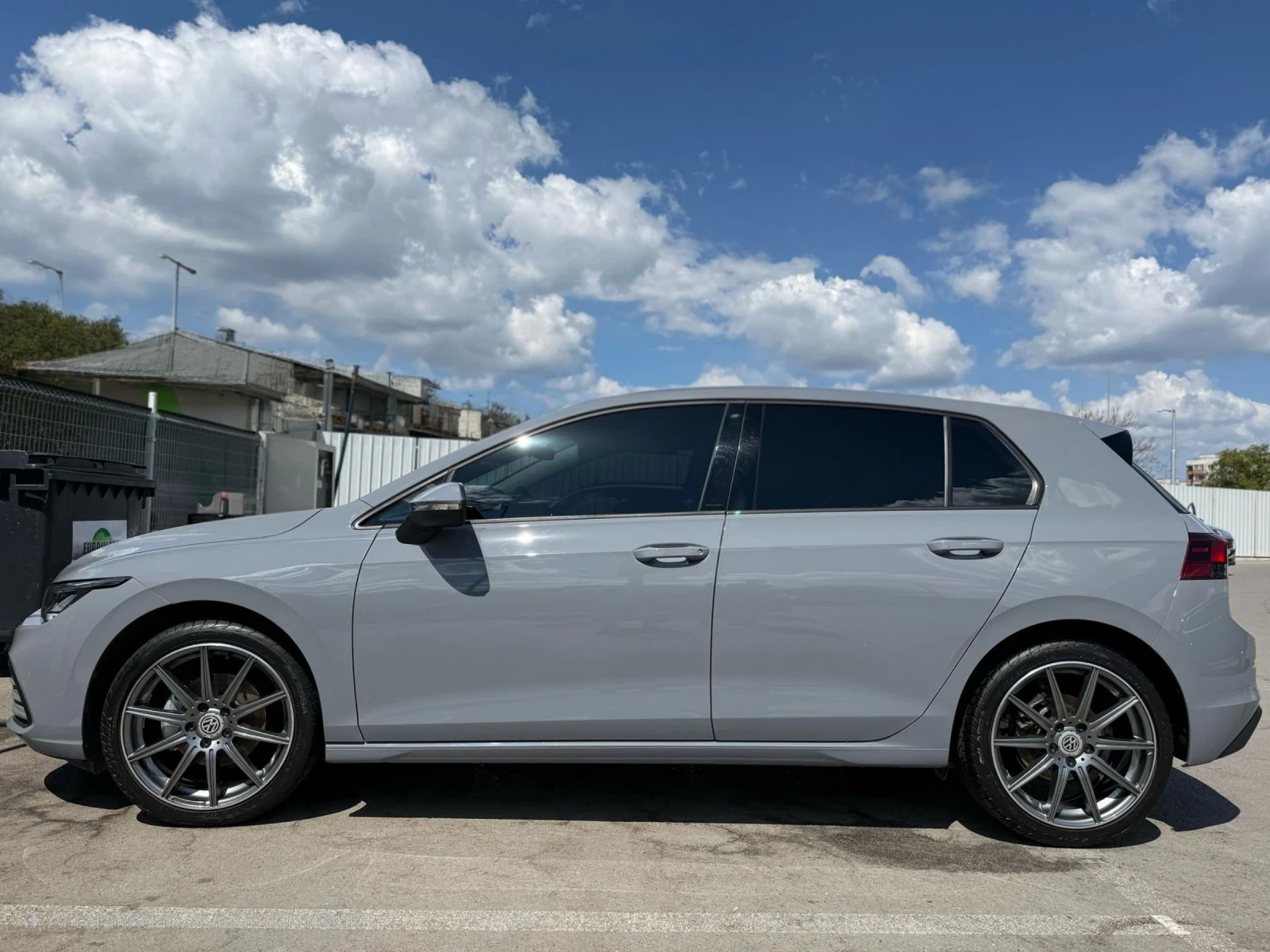 VW Golf eTSI LIFE DSG Гаранционен автомобил - изображение 2