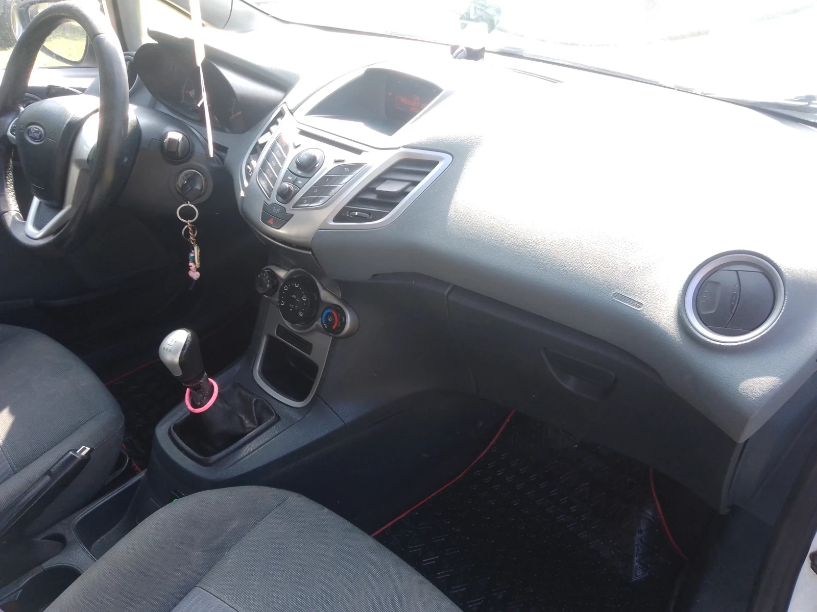 Ford Fiesta  - изображение 5