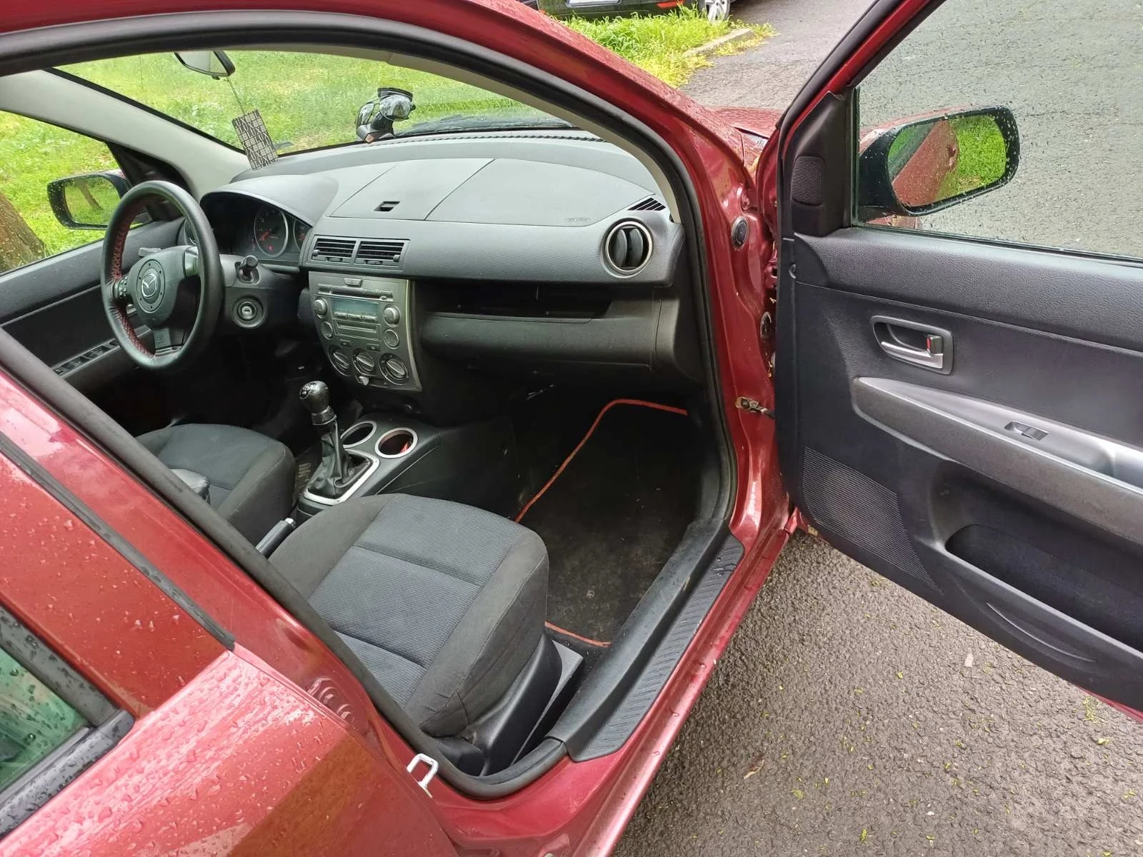 Mazda 2 1.4i - изображение 5