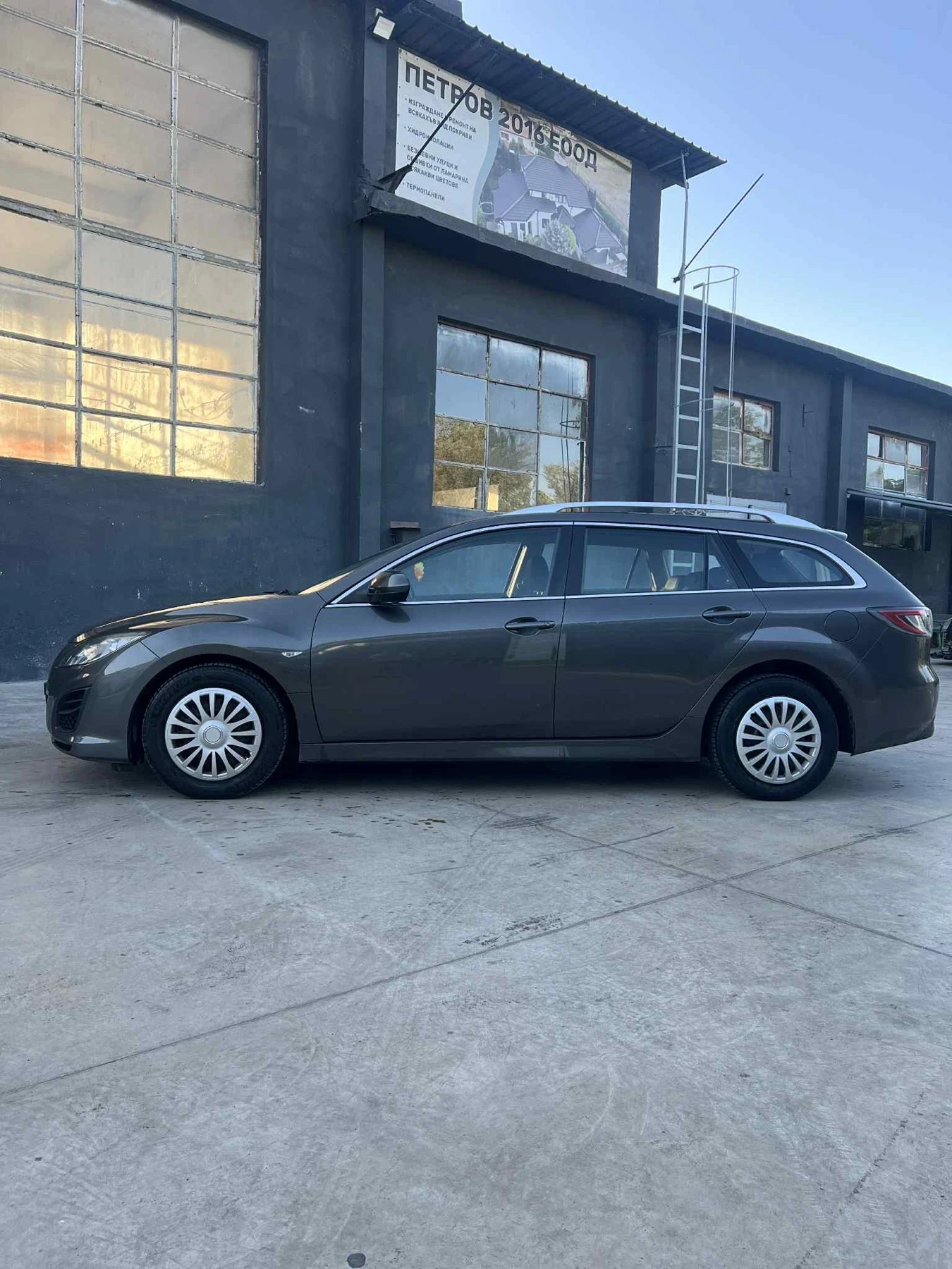 Mazda 6 Facelift 6 скорости 130к.с. 2, 2 ЛИЗИНГ - изображение 4