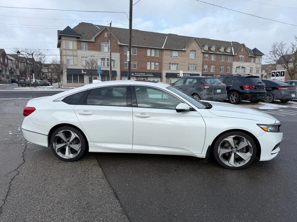 Honda Accord КАМЕРА * ПОДГРЕВ* ПЕРА* DIGITAL* ЕЛ. СЕДАЛКИ - изображение 6