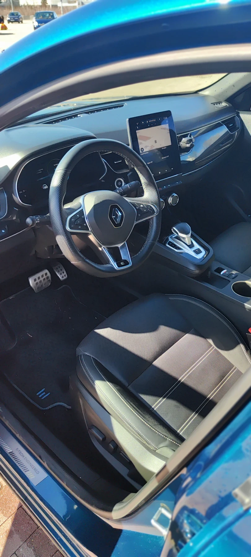 Renault Arkana, снимка 13 - Автомобили и джипове - 53768917