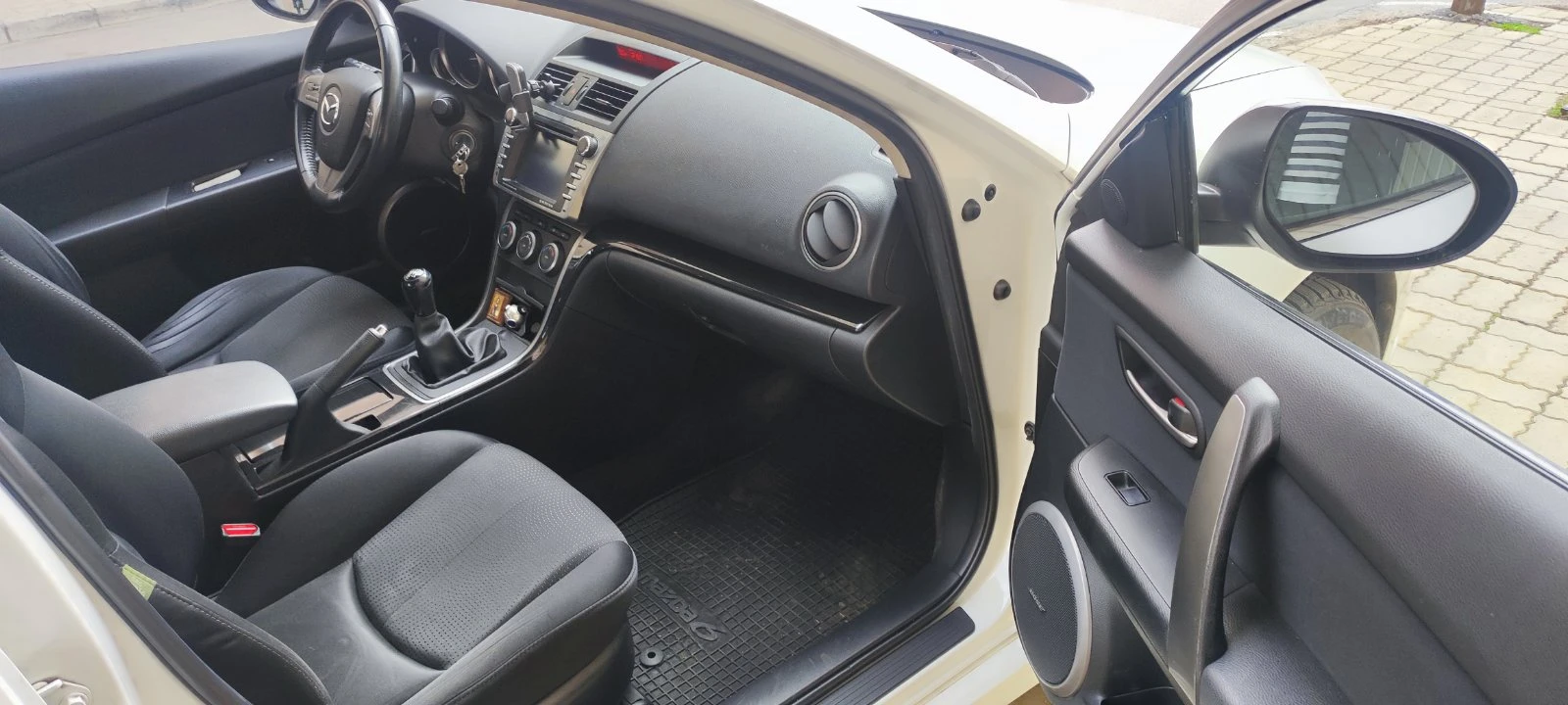 Mazda 6, снимка 8 - Автомобили и джипове - 54038180