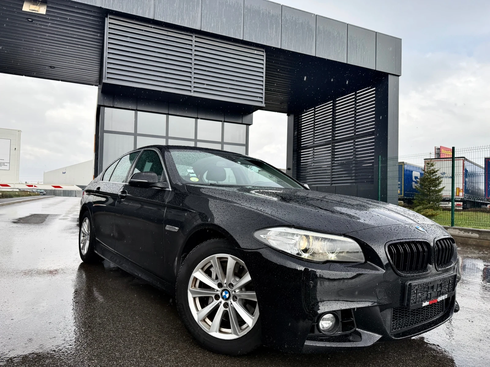 BMW 530 M-Packet/Facelift, снимка 4 - Автомобили и джипове - 54090142