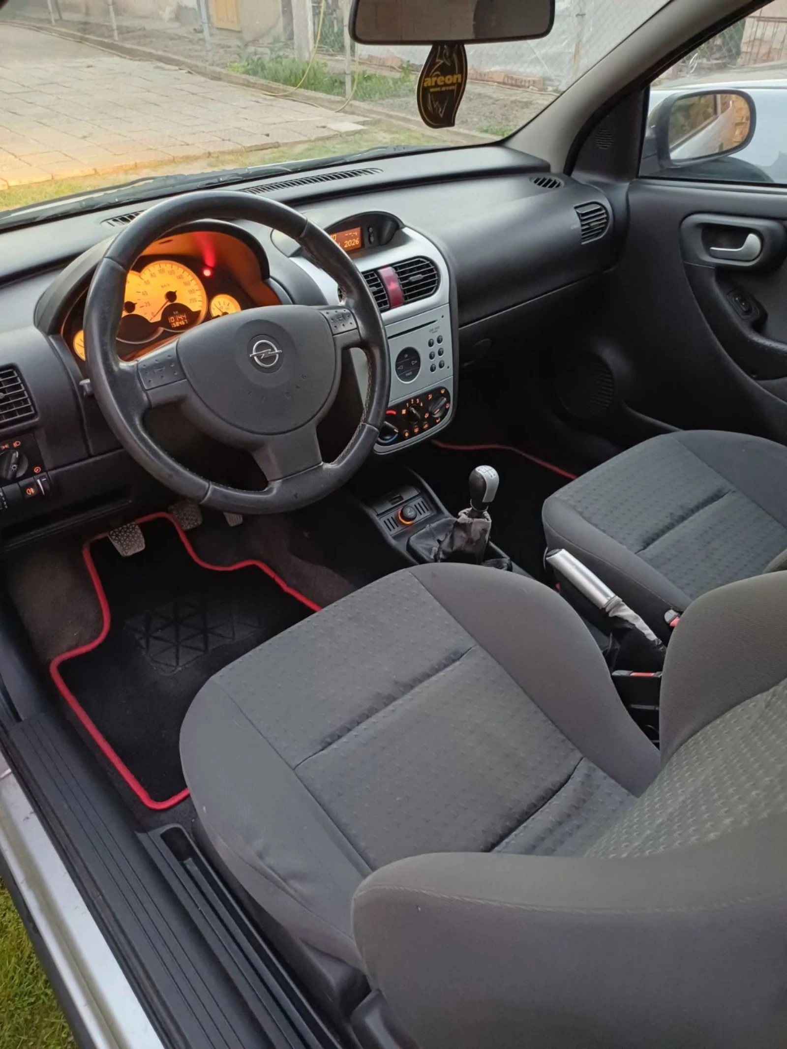 Opel Corsa, снимка 6 - Автомобили и джипове - 54338558