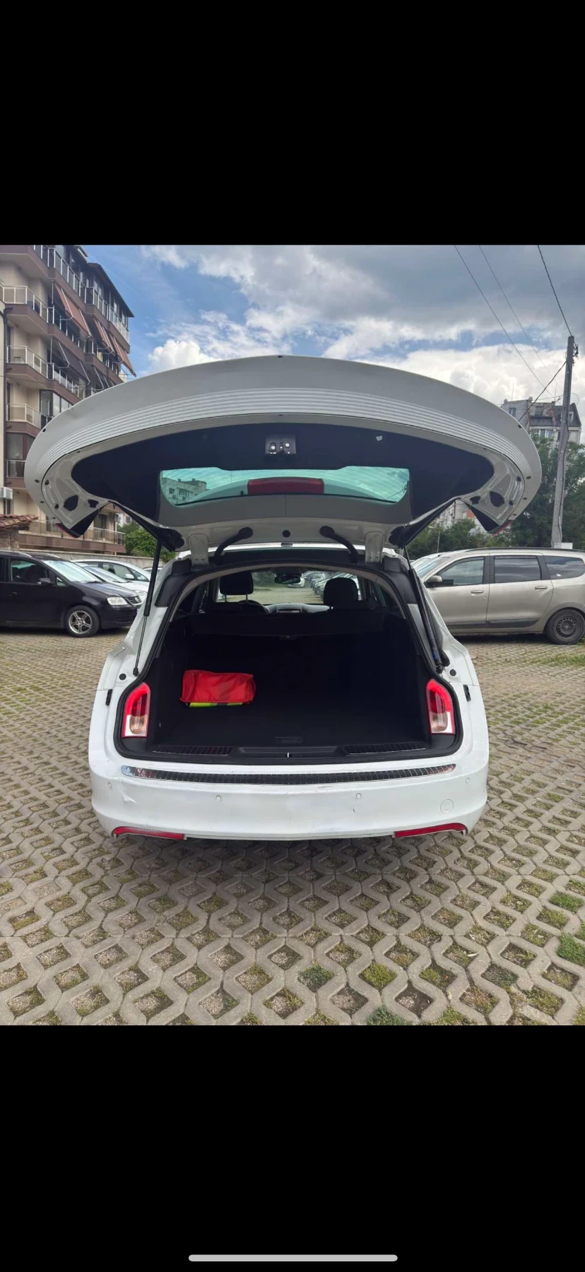 Opel Insignia 2.0 Cdti , снимка 9 - Автомобили и джипове - 54767250
