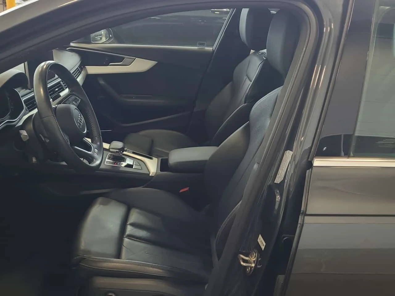 Audi A4  TECHNIK / 360 / AMBIENT / B&O / АВТОКРЕДИТ , снимка 5 - Автомобили и джипове - 55011560