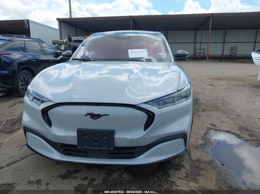 Ford Mustang Mach-E Premium, снимка 13 - Автомобили и джипове - 55126923
