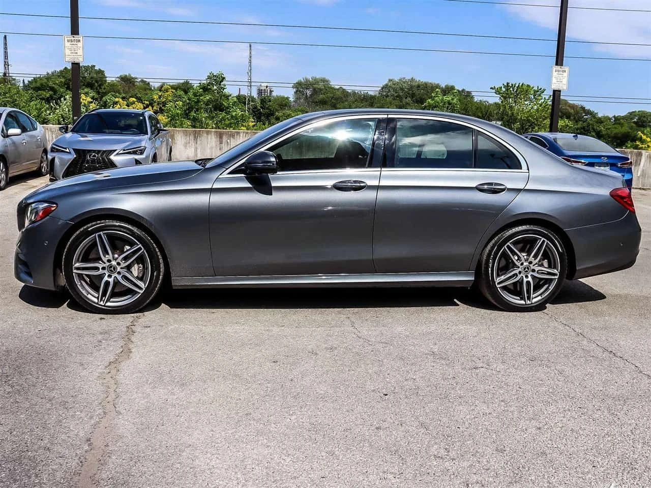Mercedes-Benz E 450 AMG Line * Фиксирана цена до България * CARFAX * , снимка 3 - Автомобили и джипове - 55299250