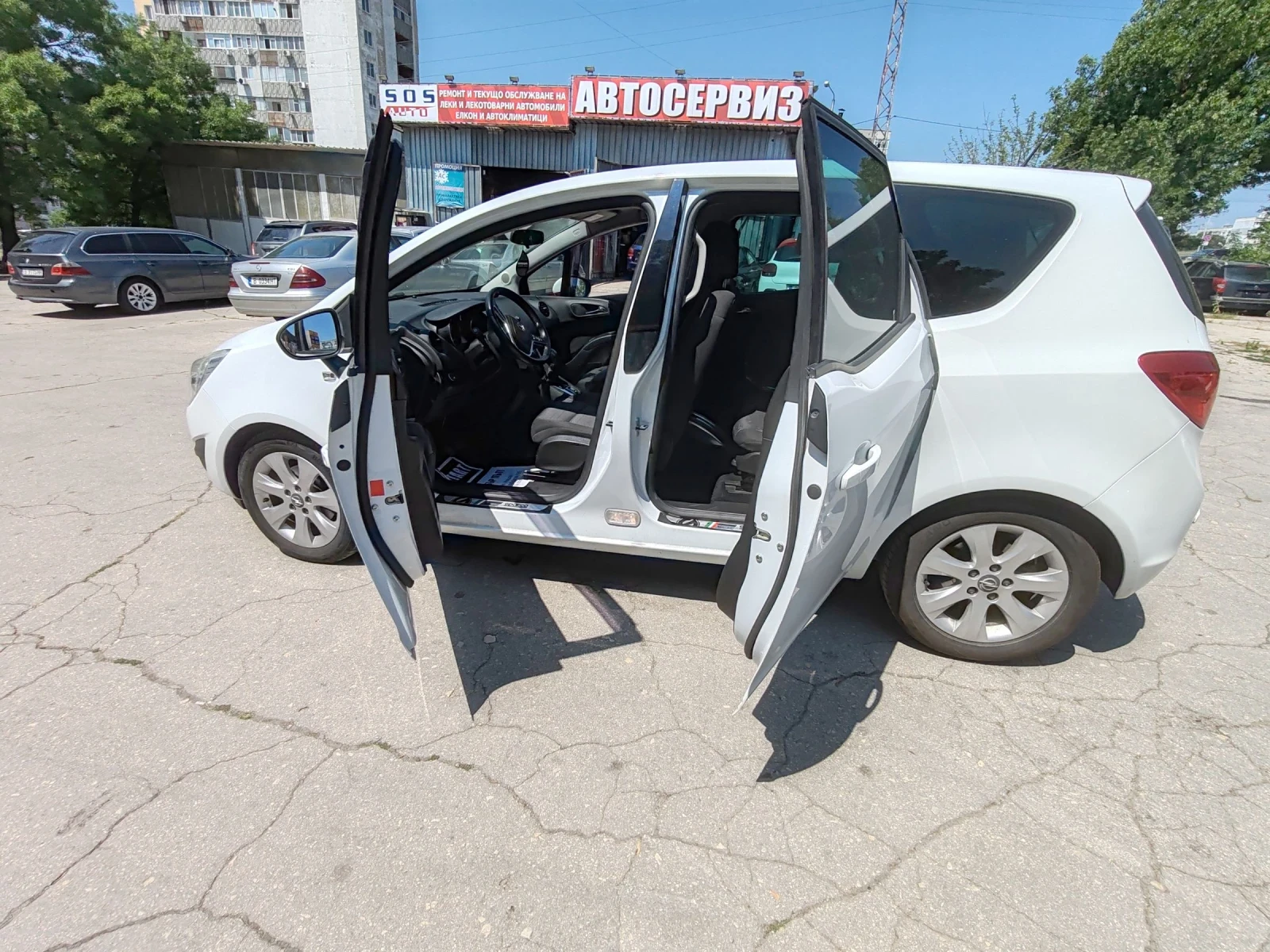 Opel Meriva, снимка 6 - Автомобили и джипове - 55384134