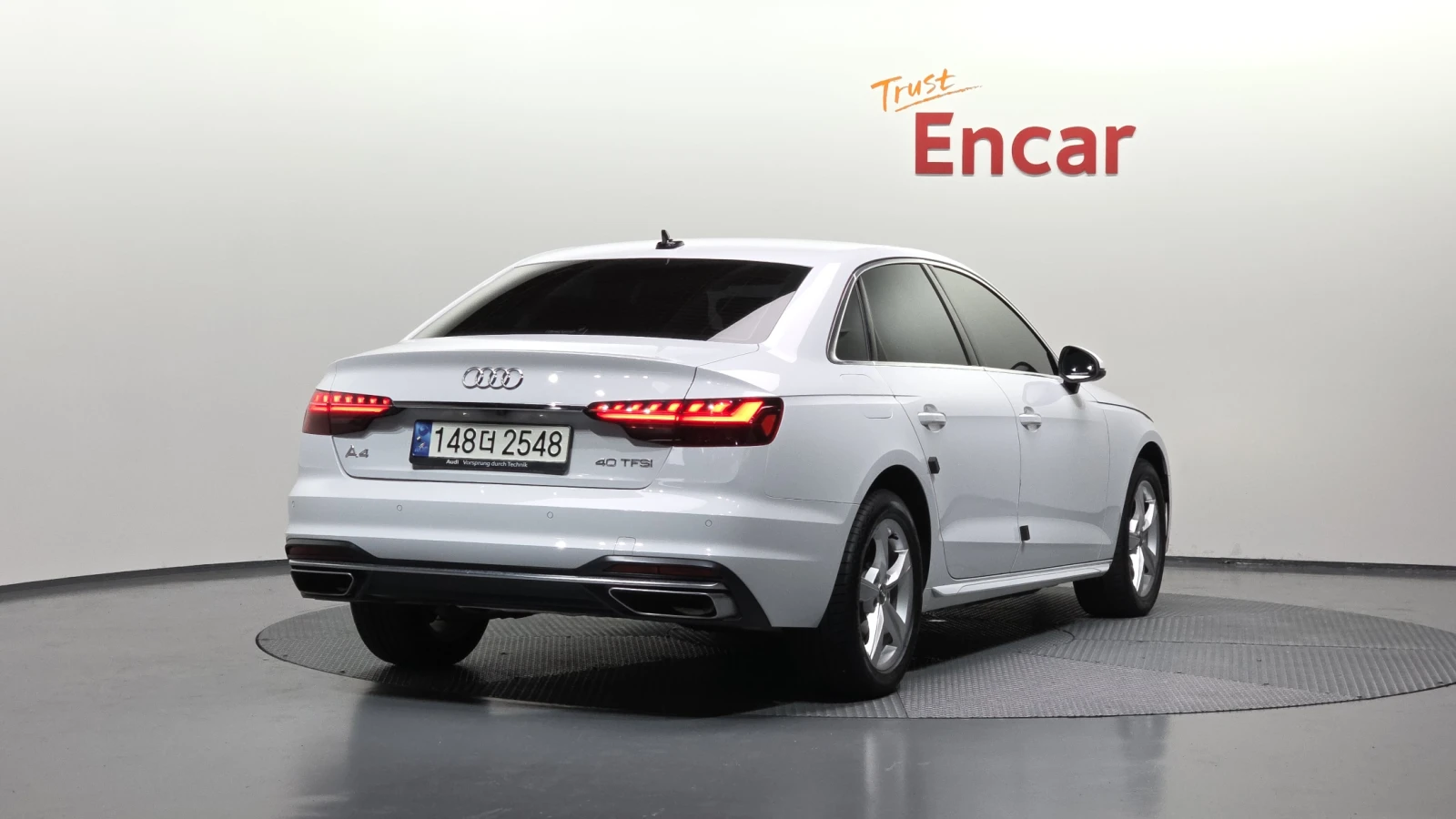 Audi A4  40 TFSI PREMIUM, снимка 3 - Автомобили и джипове - 55335844