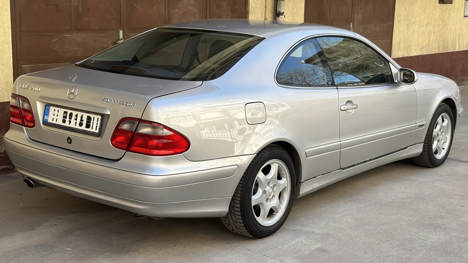 Mercedes-Benz CLK, снимка 6 - Автомобили и джипове - 55657605