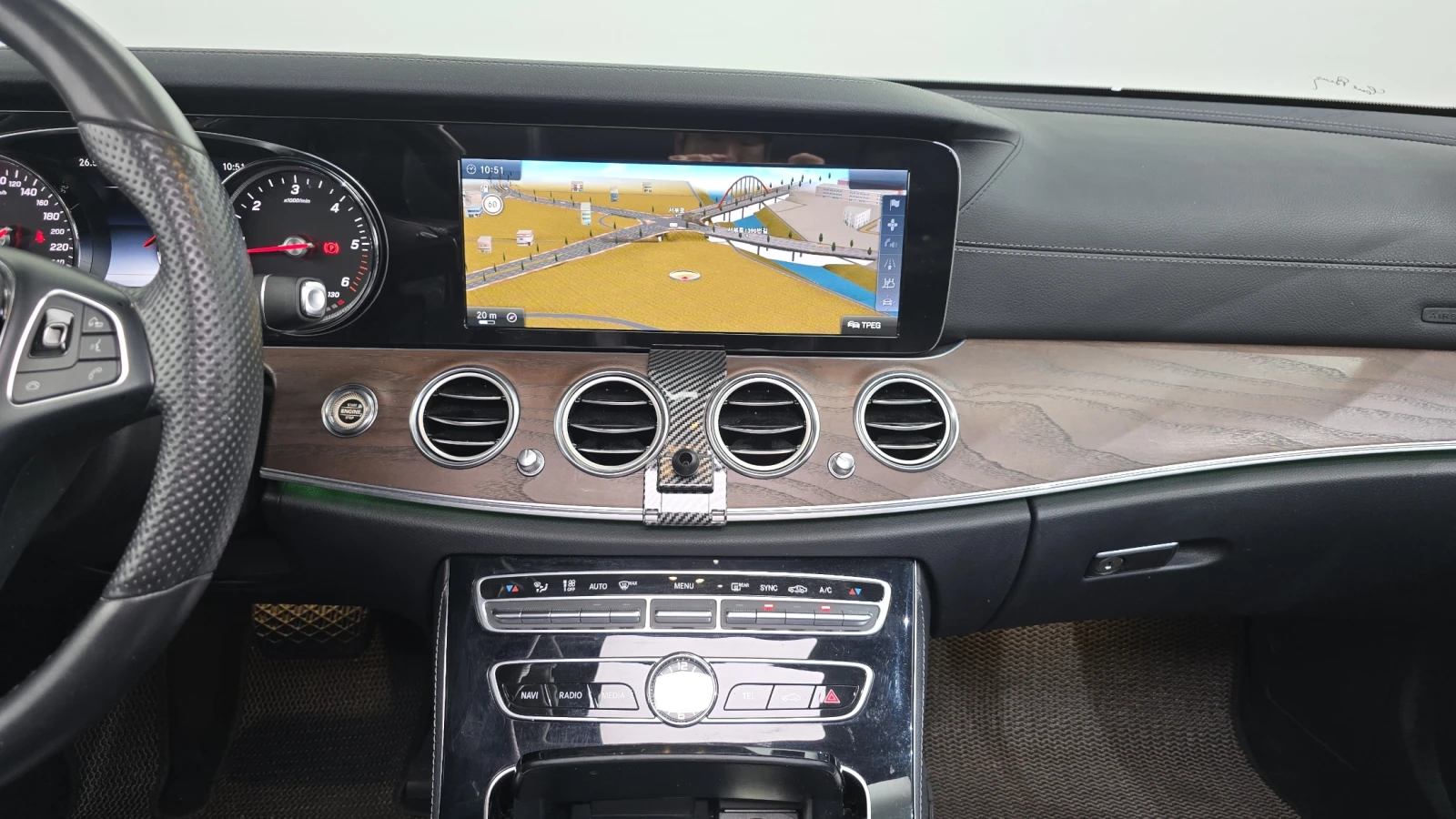 Mercedes-Benz E 220 Exclusive autoprime.bg, снимка 13 - Автомобили и джипове - 56022236