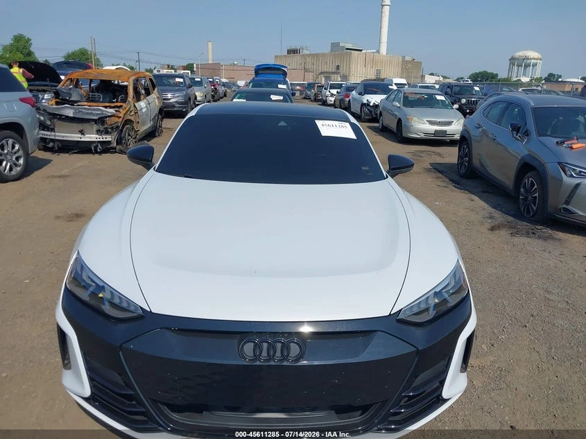 Audi E-Tron GT Rs Quattro, снимка 10 - Автомобили и джипове - 56041864