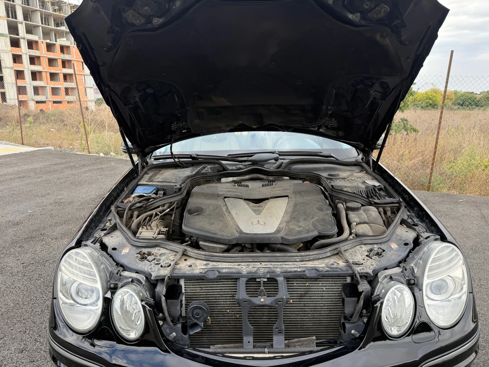 Mercedes-Benz E 320, снимка 17 - Автомобили и джипове - 56185102