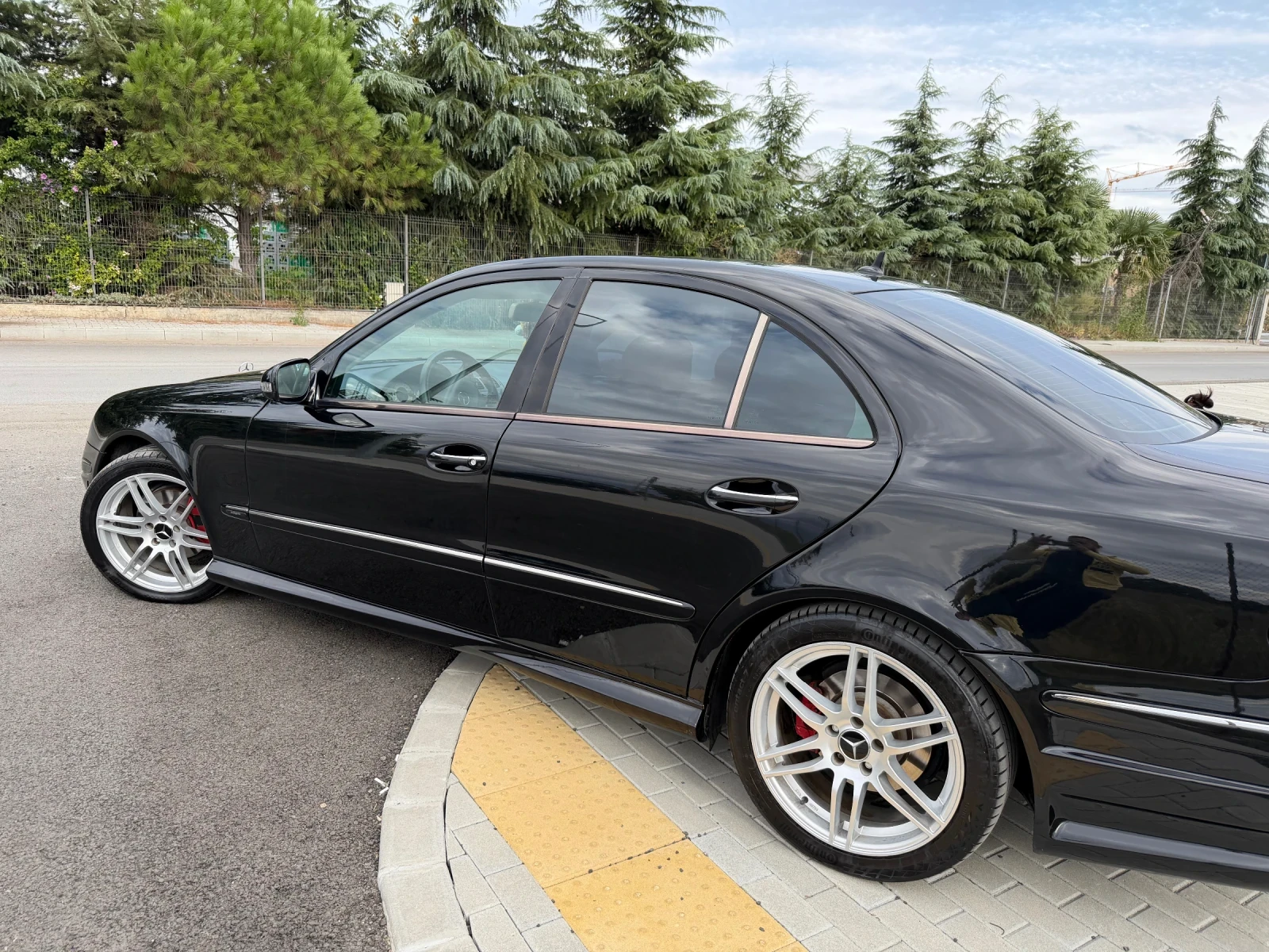 Mercedes-Benz E 320, снимка 6 - Автомобили и джипове - 56185102