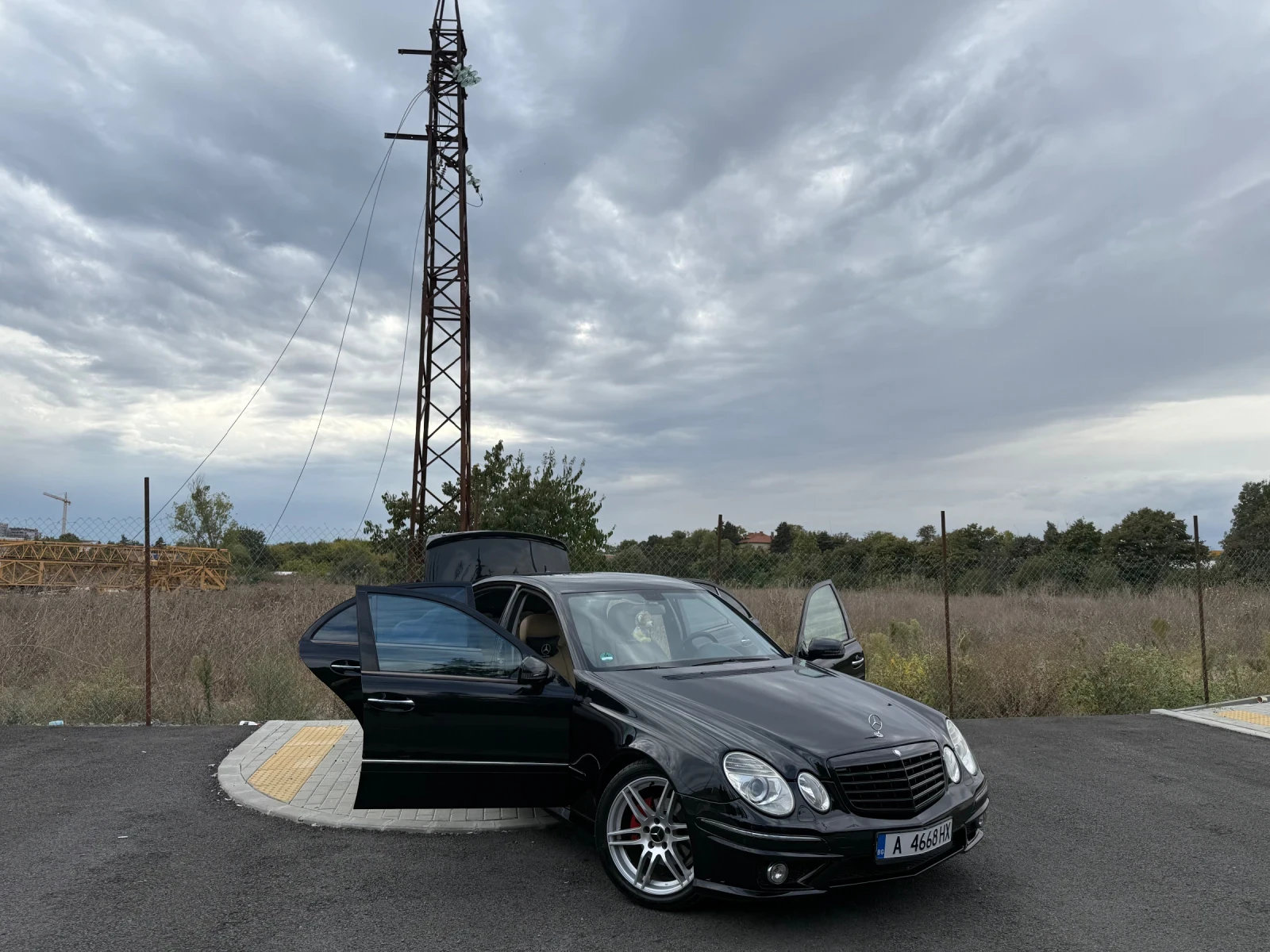 Mercedes-Benz E 320