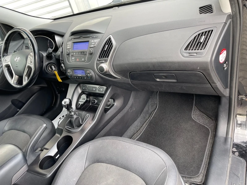 Hyundai IX35 1, 6i GPL135к.с., 5в, 6ск., кожа, мулти, темпо, кл, снимка 10 - Автомобили и джипове - 38077844