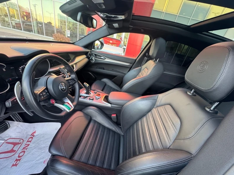 Alfa Romeo Stelvio Veloce  CARFAX, снимка 5 - Автомобили и джипове - 52645124