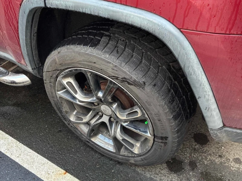 Jeep Grand cherokee * Overland * CARFAX * БЕЗ ПЪРВОНАЧАЛНА ВНОСКА, снимка 14 - Автомобили и джипове - 53129269