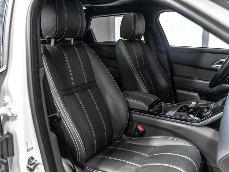 Land Rover Range Rover Velar * S * CARFAX * ЦЕНА ДО БГ, снимка 12 - Автомобили и джипове - 53232981