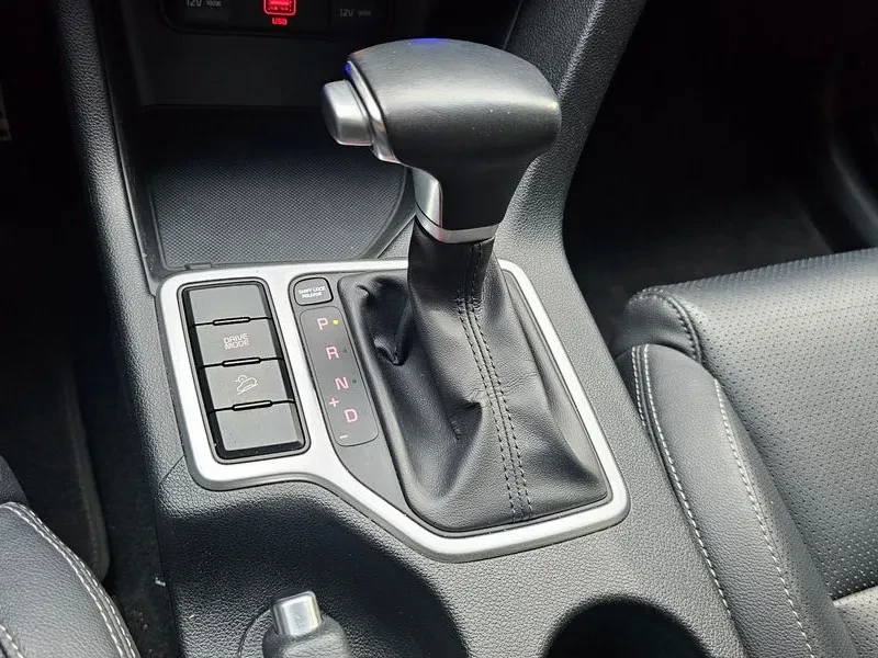 Kia Sportage The Bold Diesel 1.6 2Wd Prestige, снимка 9 - Автомобили и джипове - 55046890