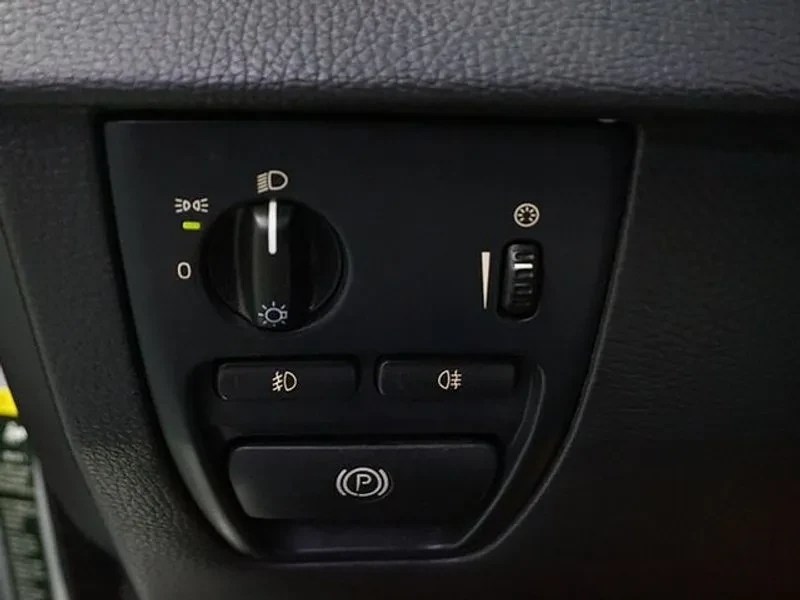 Volvo Xc90 D5, снимка 17 - Автомобили и джипове - 55882348