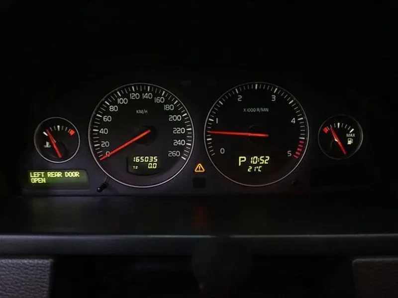 Volvo Xc90 D5, снимка 8 - Автомобили и джипове - 55882348