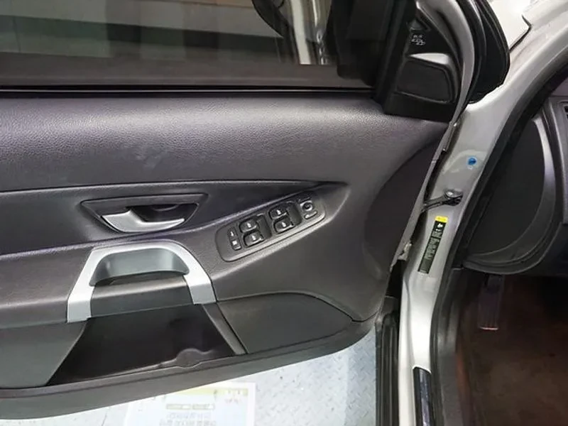 Volvo Xc90 D5, снимка 15 - Автомобили и джипове - 55882348