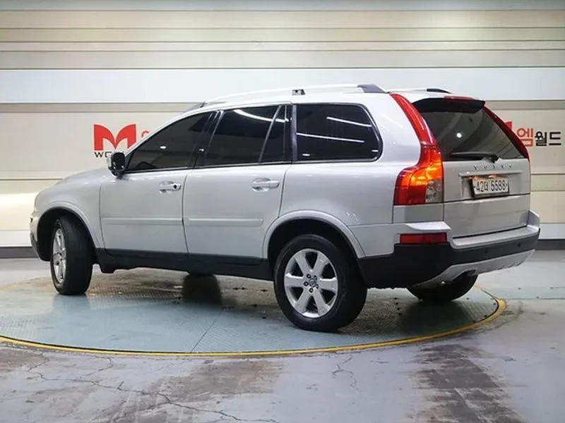 Volvo Xc90 D5, снимка 3 - Автомобили и джипове - 55882348