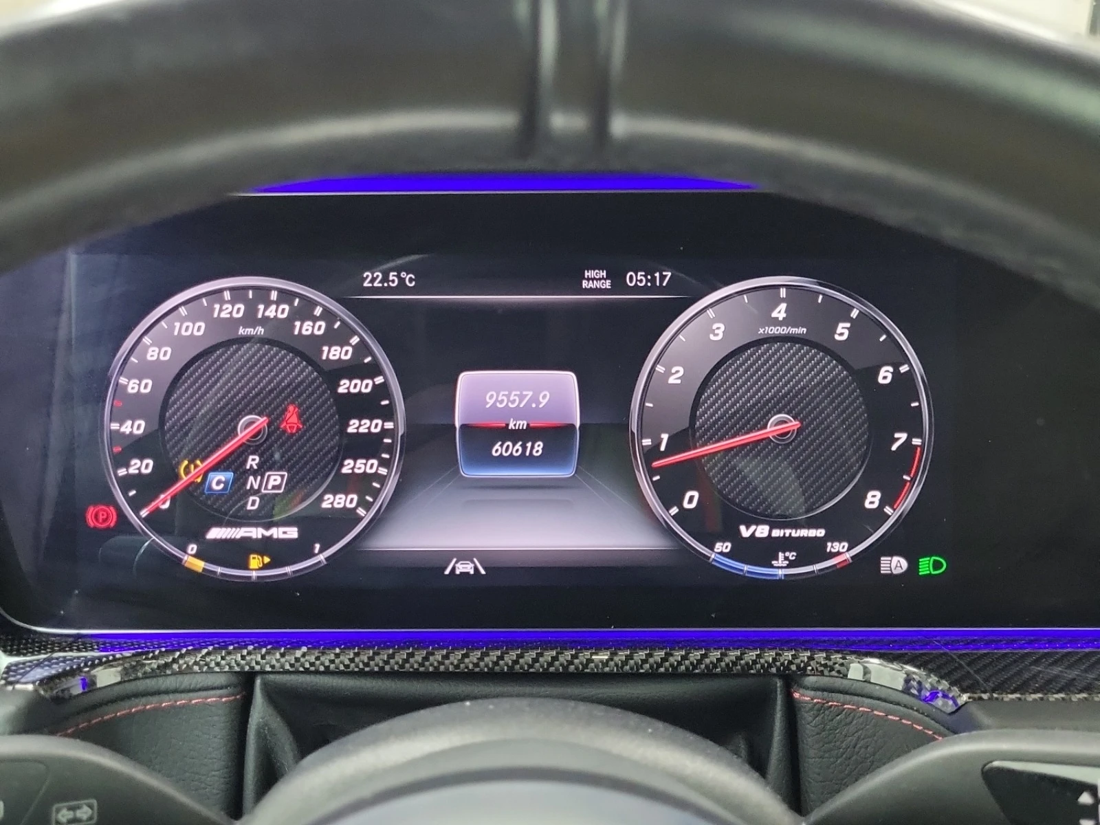 Mercedes-Benz G 63 AMG * * CARFAX * * АВТО КРЕДИТ * *  - изображение 9