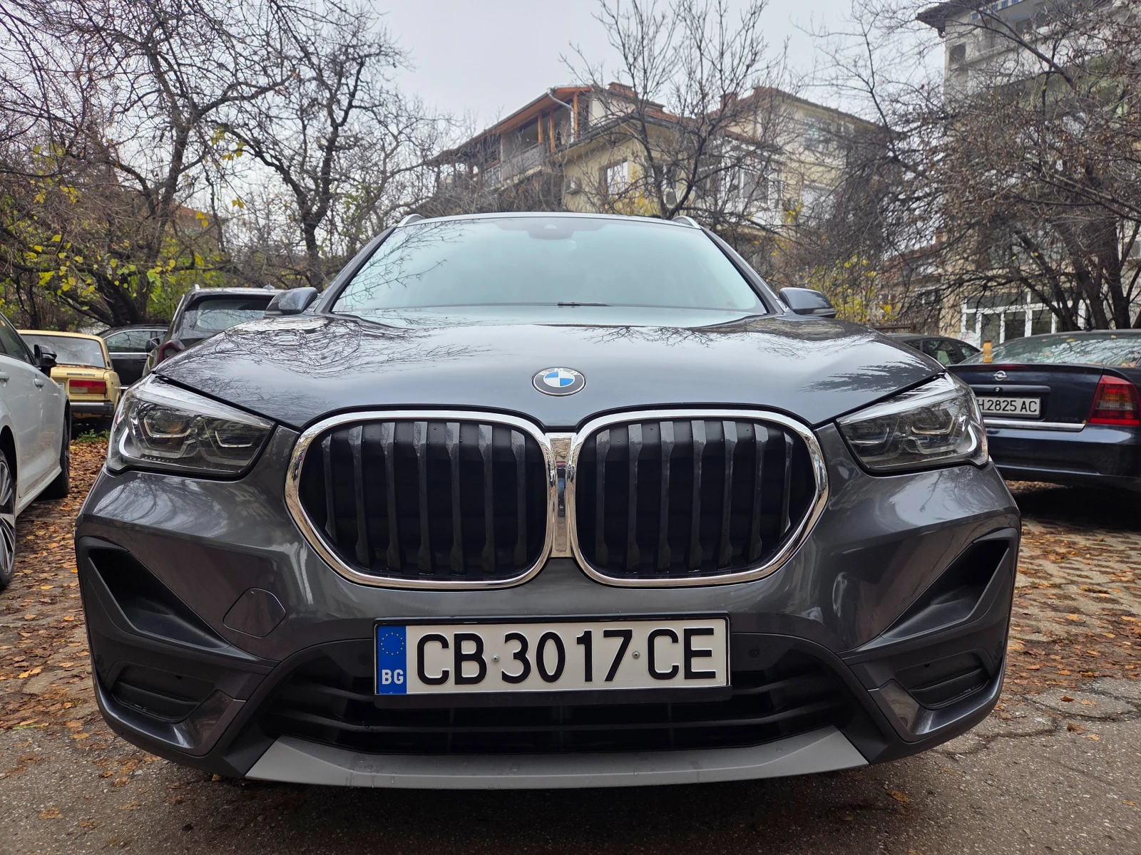 BMW X1 F48 - изображение 2