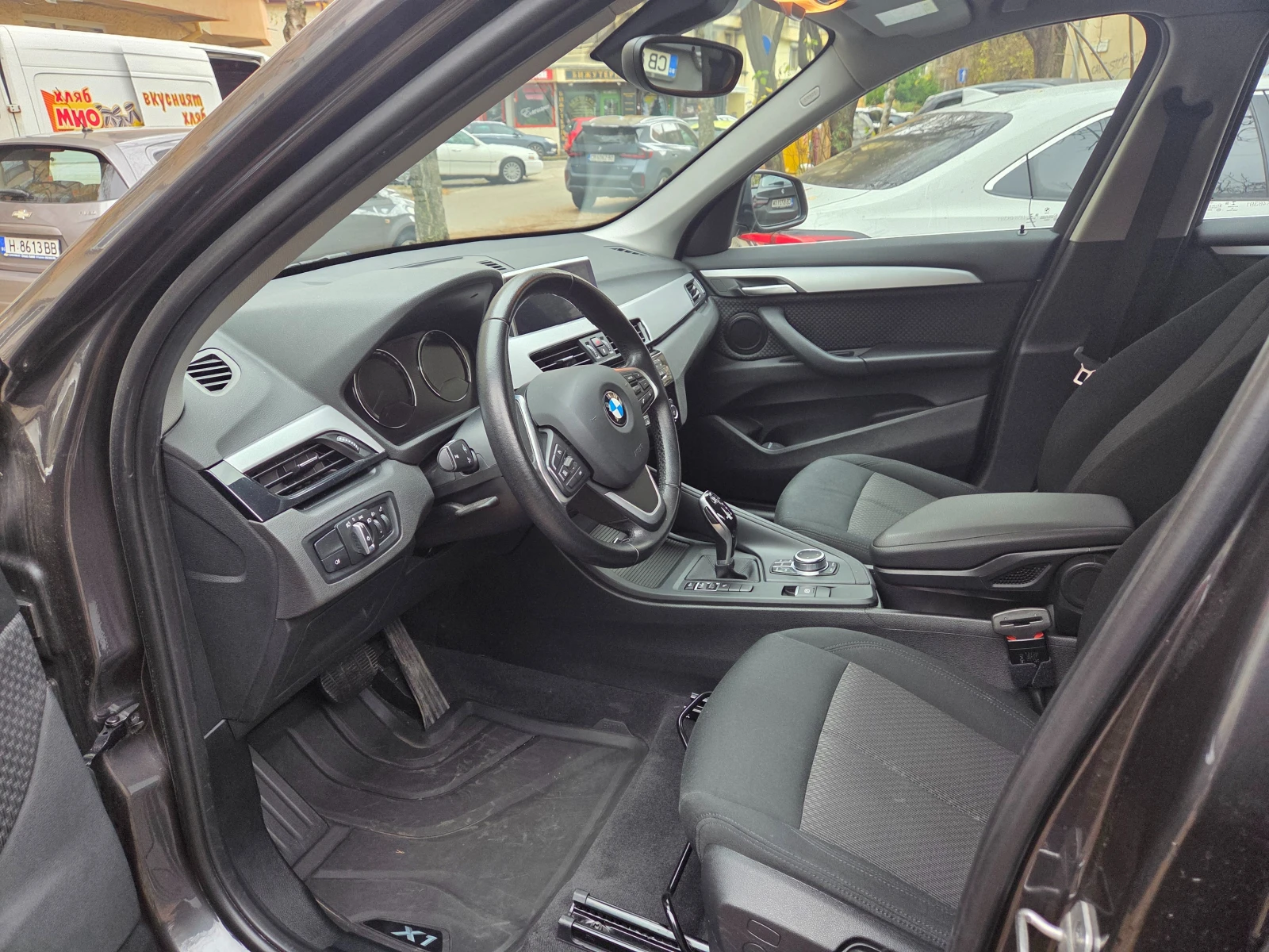 BMW X1 F48 - изображение 8